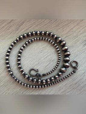 ❤️ 18” 3mm to 8mm Graduated Desert Pearls Navajo Beads Necklace Sterling Unisex
